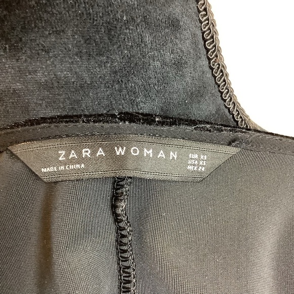 ZARA BLACK STRETCH VELVET WRAP DRESS - Picture 5 of 6